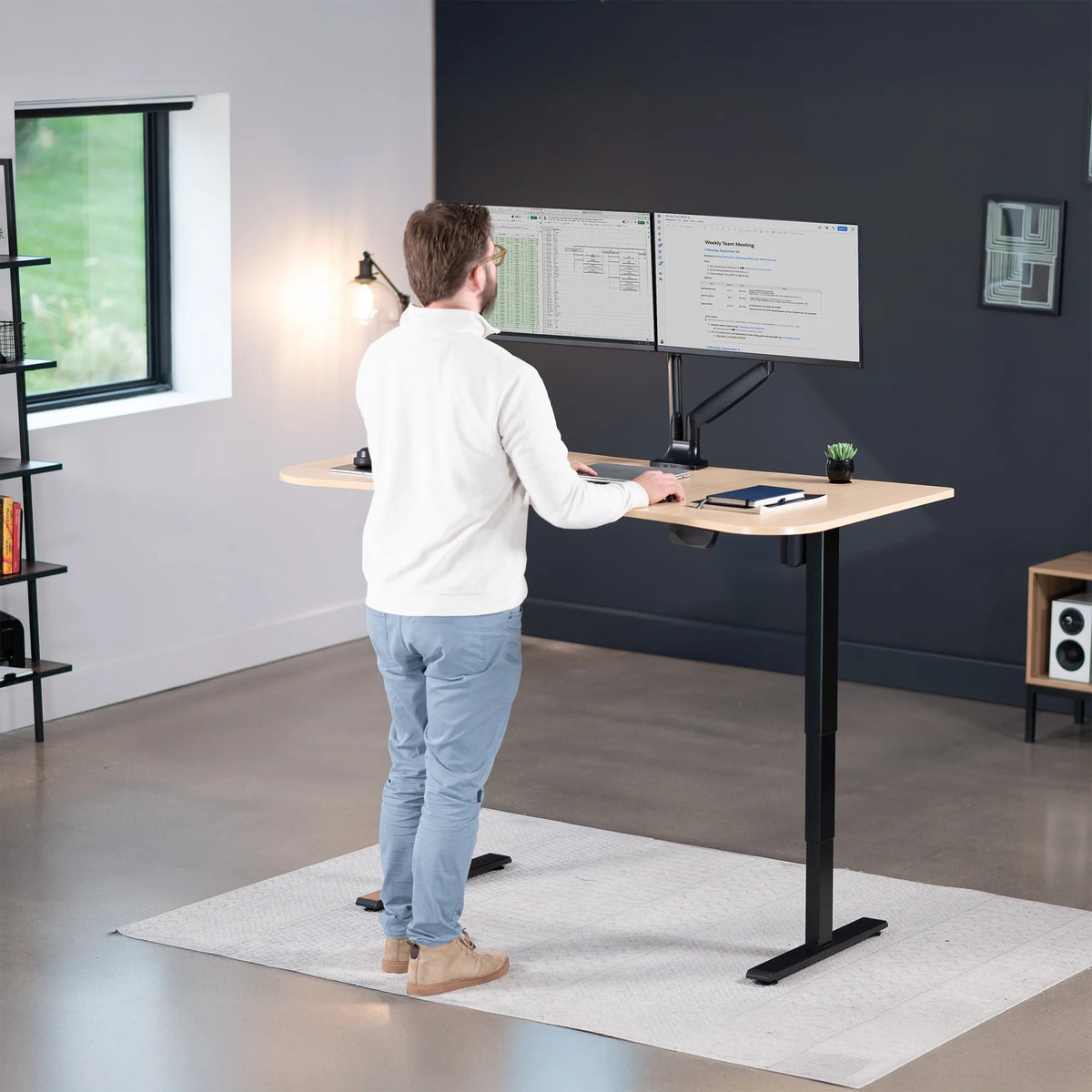 VIVO Reclaimed Wood / Black 63�?x 32�?Electric Height Adjustable Stand Up Desk