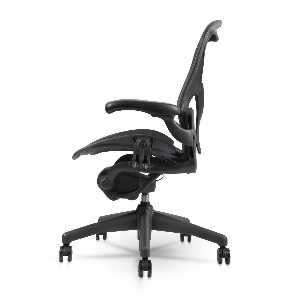 Herman Miller Aeron Chair Size B (๐๐๐๐ช๐ง๐๐๐จ๐๐๐) ๏ฟฝ?Fully Loaded PostureFit ClipโLatch Adjustable Arms and 12โYear Warranty along with 3 Yr Mechanical Warranty