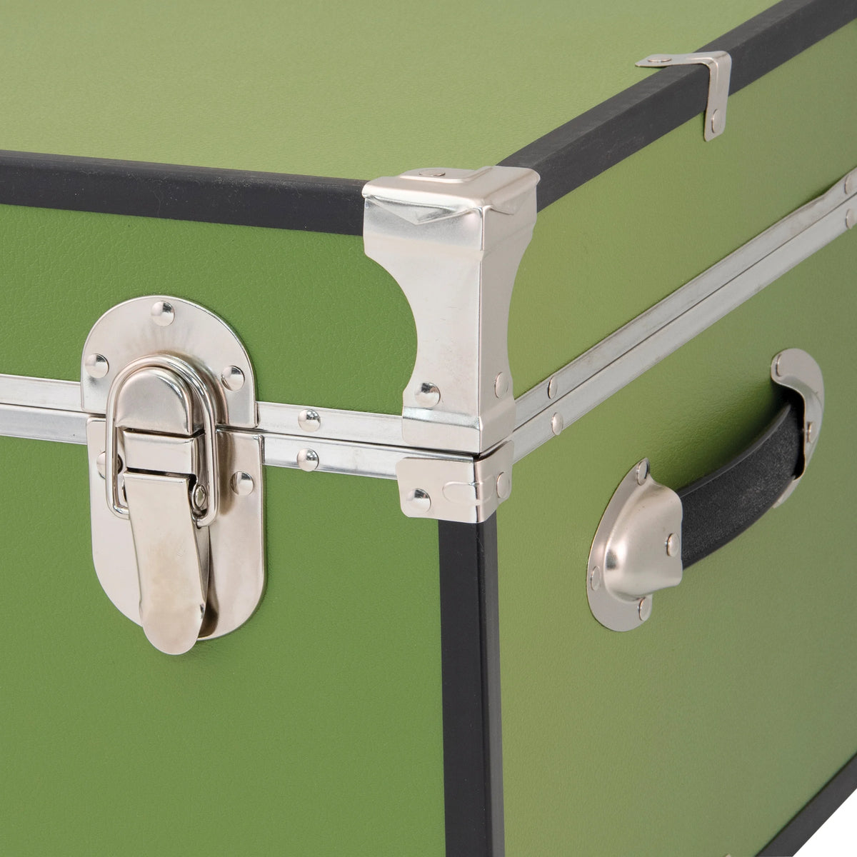Seward Collegiate Collection Footlocker Trunk with Wheels