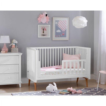 Contours Roscoe 3-in-1 Baby Crib. Toddler. Daybed. White. Unisex