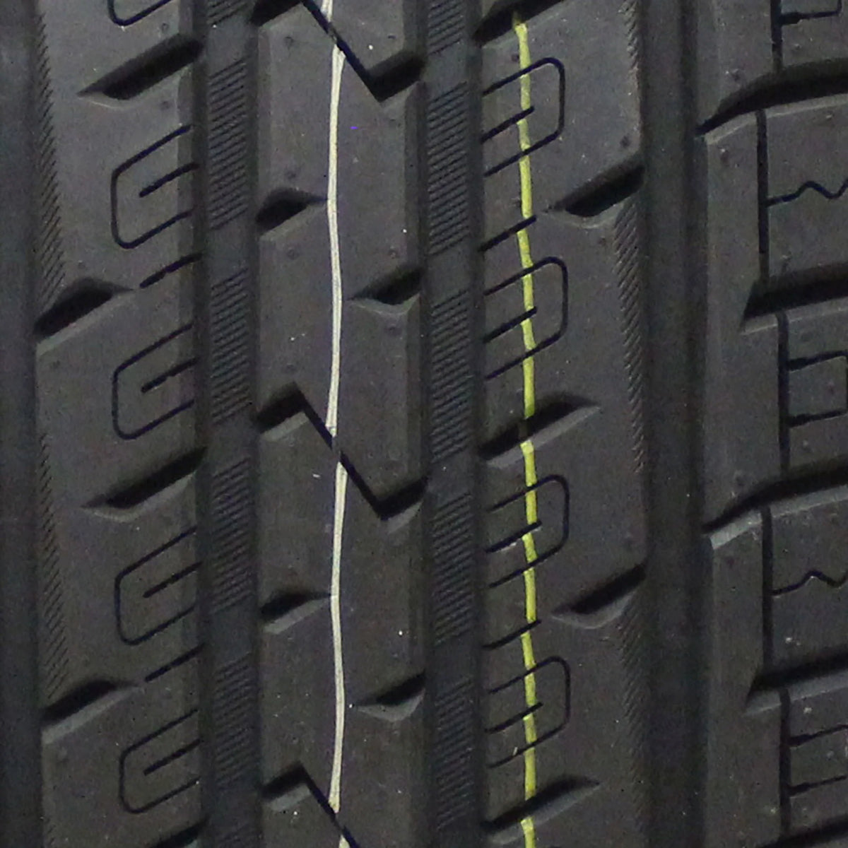 Atturo AZ 610