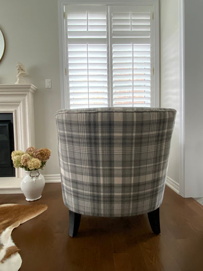 Gray Plaid Fabric Upholstered Bronte Accent Arm Chair Club Chair in Modern Living Room, Bedroom, Office Chair