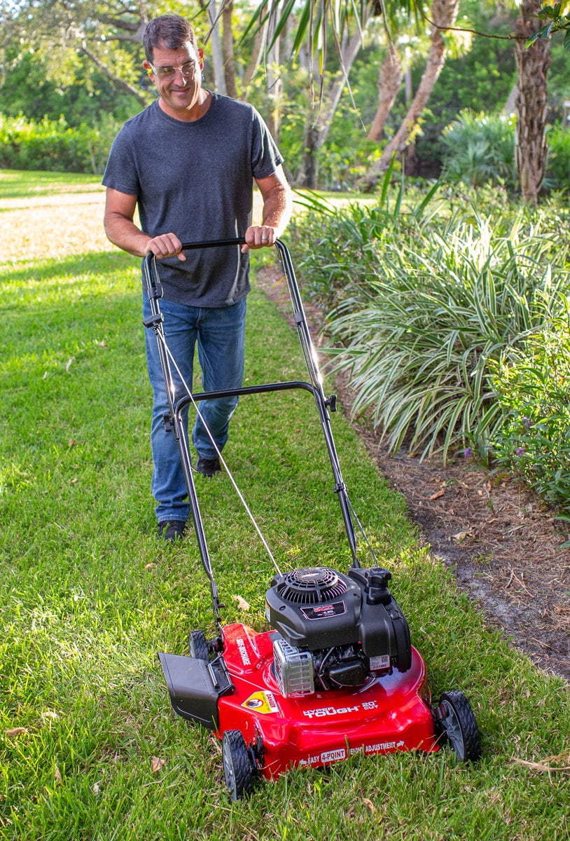 Hyper Tough 20-inch 125cc Gas Push Mower with Briggs & Stratton Engine (Assembly Details: 46.9 lbs; 22.10-inch Height)