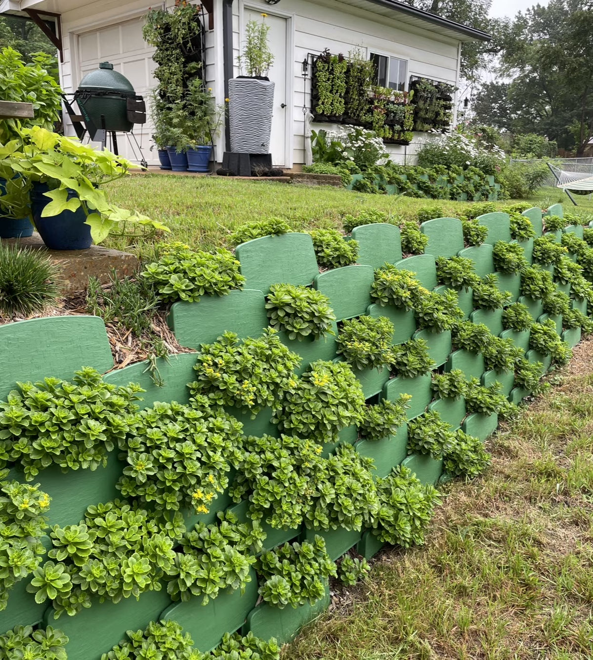 Varden Retaining Wall Block - Lightweight, Easy to Install, Shippable 10 Count Box