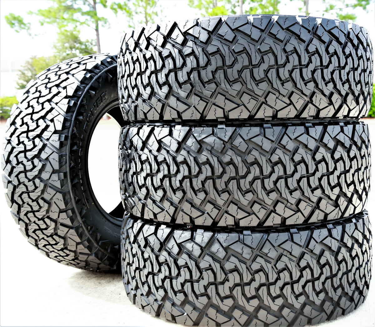 Set of 4 Venom Power Terra Hunter X/T 275/55R20 117T XL Extreme Terrain Tires
