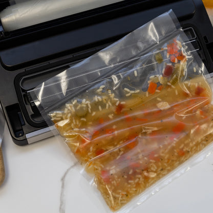 Nesco LiquidLock Premium Vacuum Sealer Combo Kit
