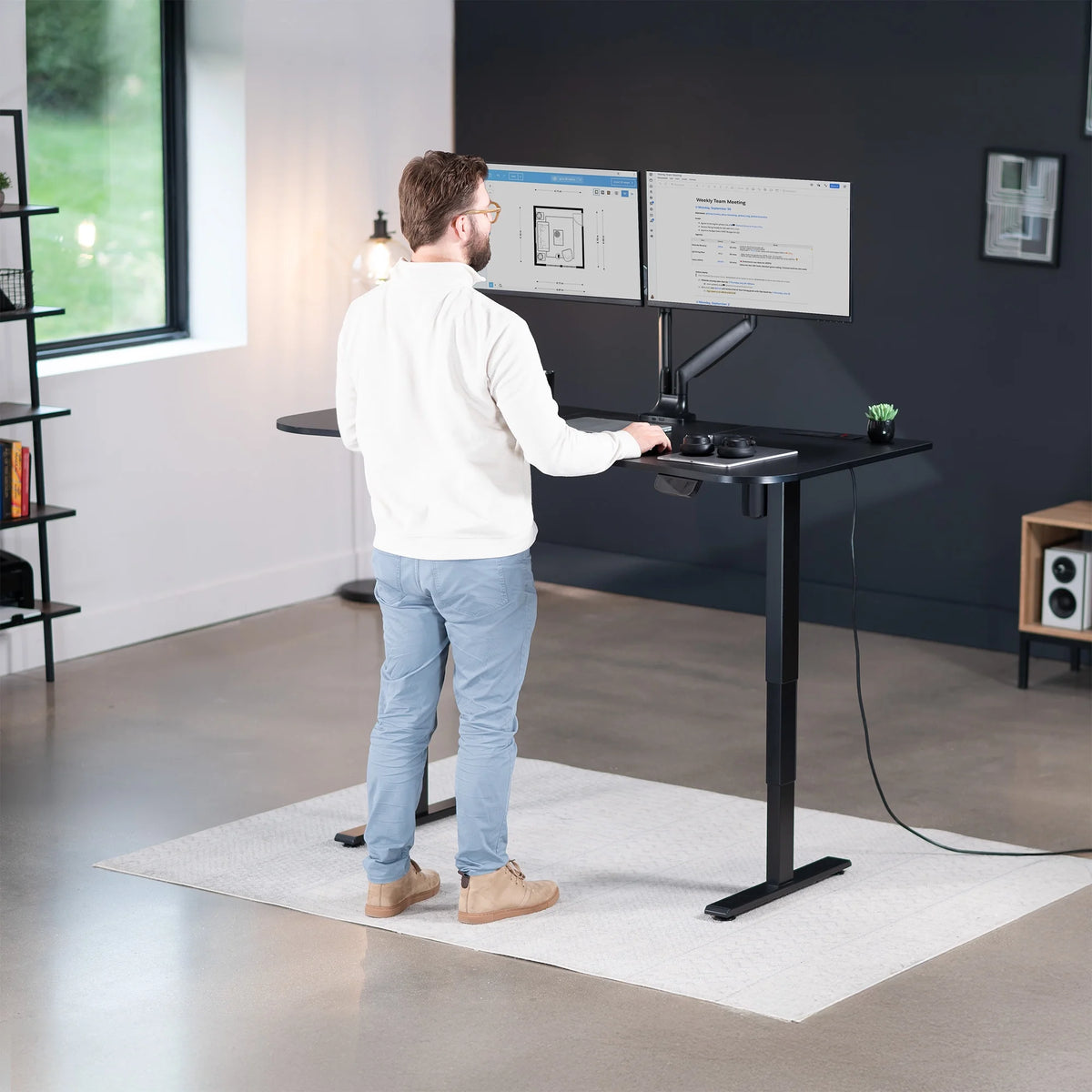 VIVO Reclaimed Wood / Black 63�?x 32�?Electric Height Adjustable Stand Up Desk