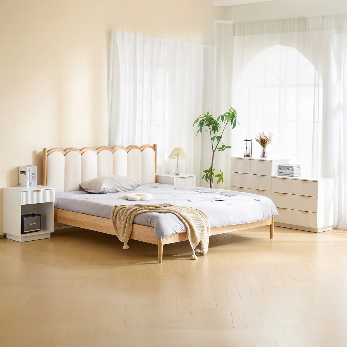 UBesGoo Dresser for Bedroom Wood 4 Drawers Dressers, Fluted Modern Dresser, White