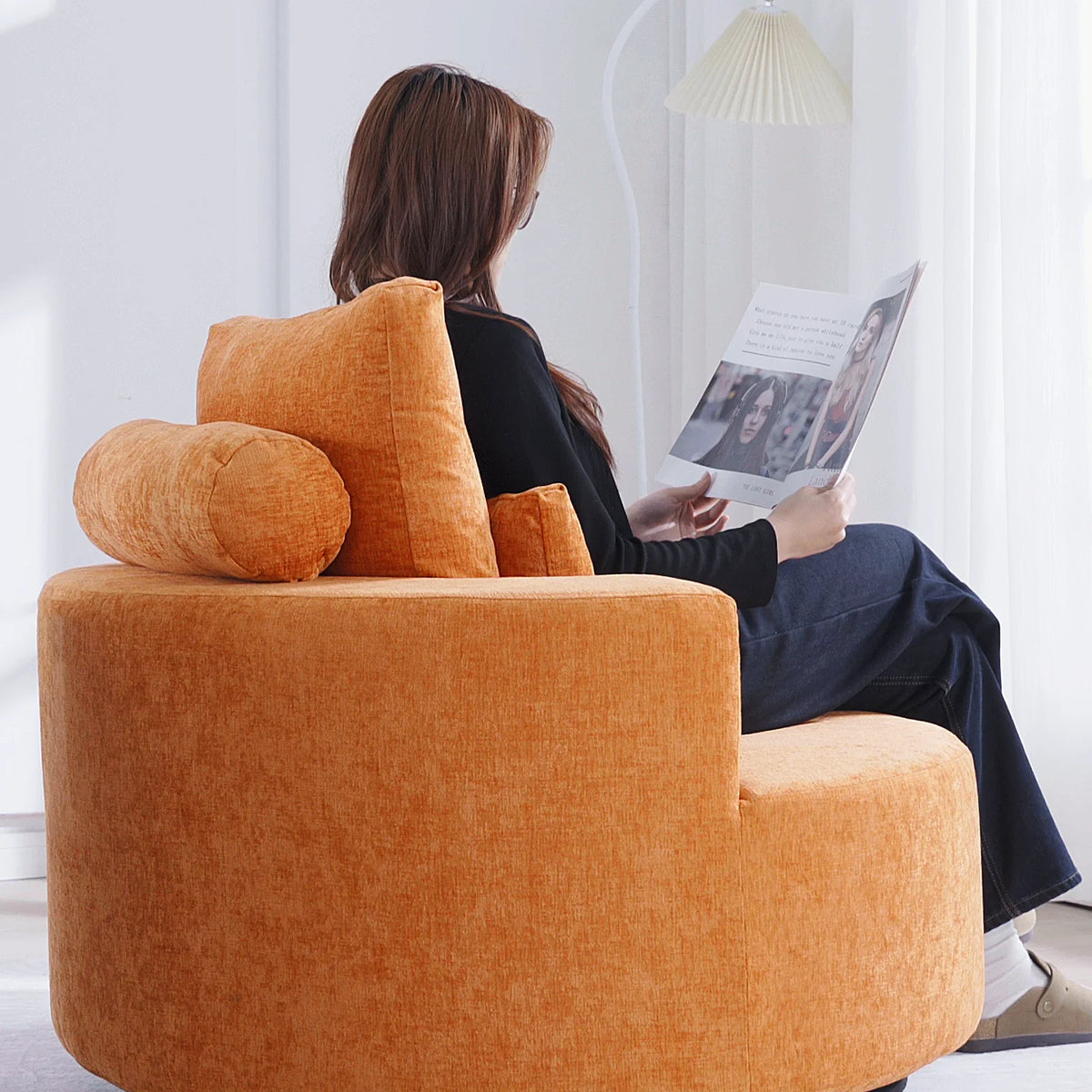 Fumahaus Upholstered Swivel Accent Chair, Oversized Comfy Round Sofa Chair with Two Pillows, Leisure Sofa Chair for Living Room Bedroom, Beige