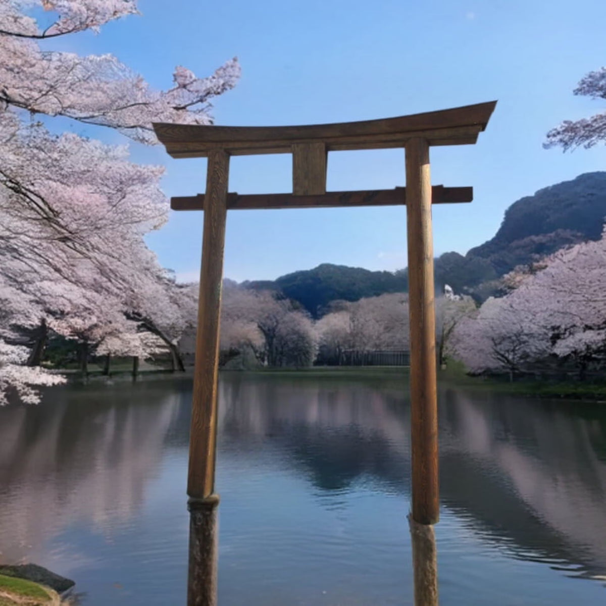 SamsGazebos Japanese Torii Gate Wooden Arbor, 106 Inch, Brown