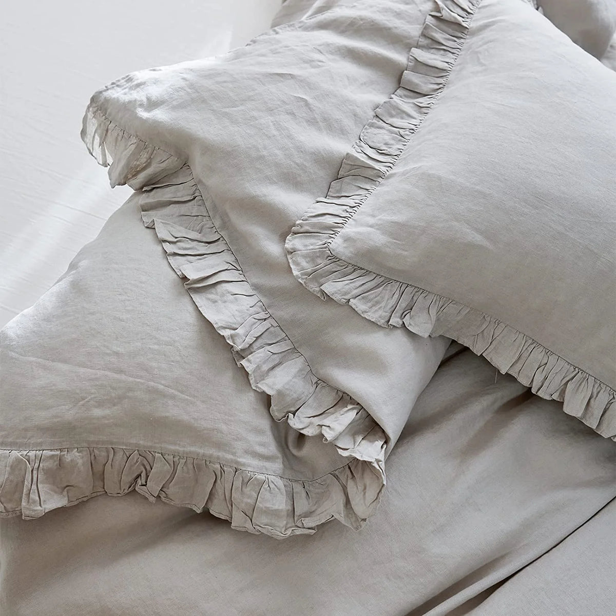 Simple&Opulence 100% Washed Linen Duvet Cover Set-3 Pieces Shabby Chic Premium Ruffled Bedding with 1 Comforter Cover and 2 Pillowshams France Flax High End Frill Sets Vintage Style(King, White)