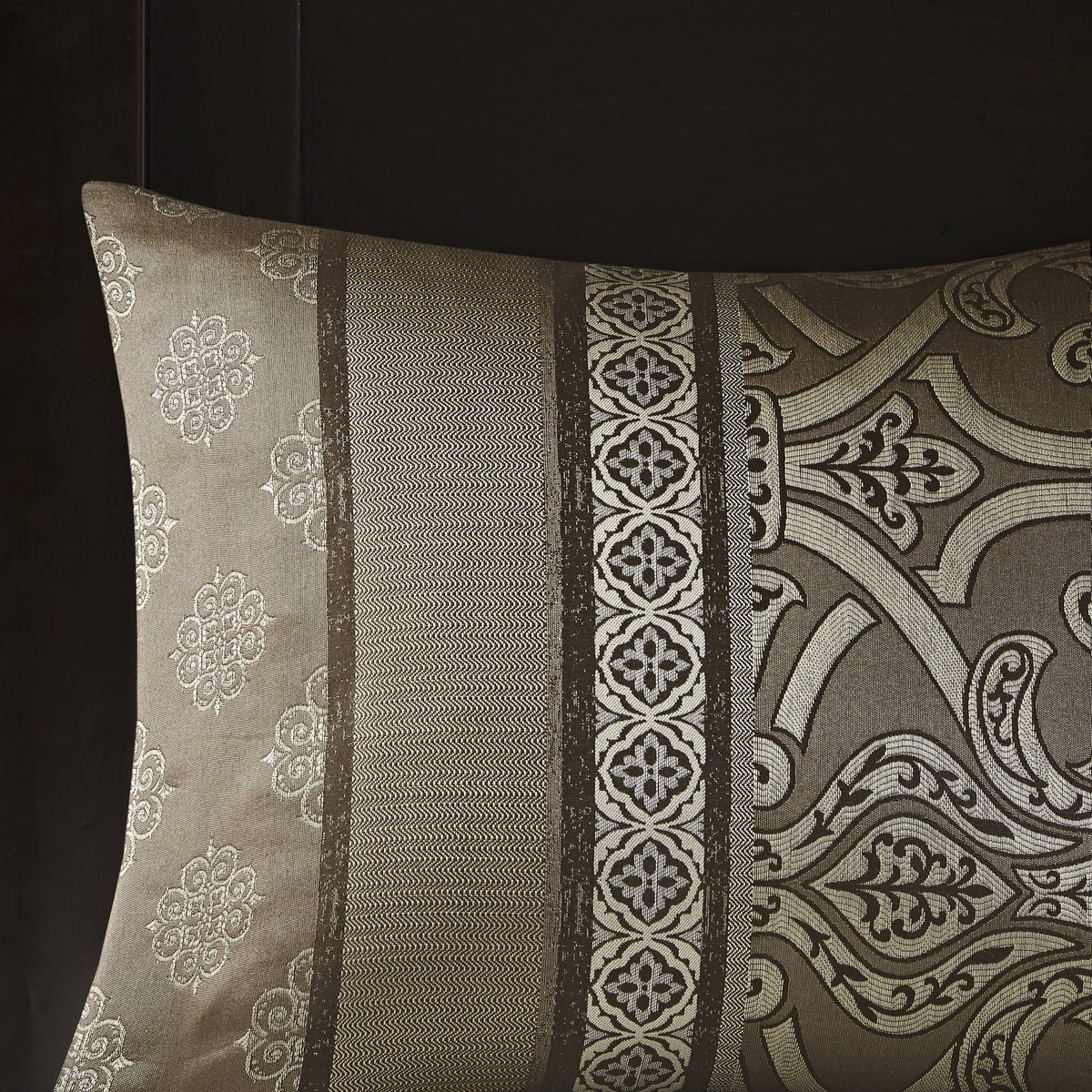 Home Essence Dennie 16 Piece Jacquard Complete Bedding Set With 2 Sheet Sets, King, Brown