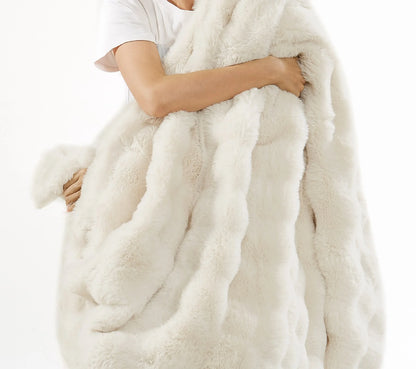 Brooklyn Loom Bubble Faux Fur 100% Microfiber Polyester  Twin XL Blanket in Green, All Season, Adult Size, OEKO-TEX Certified