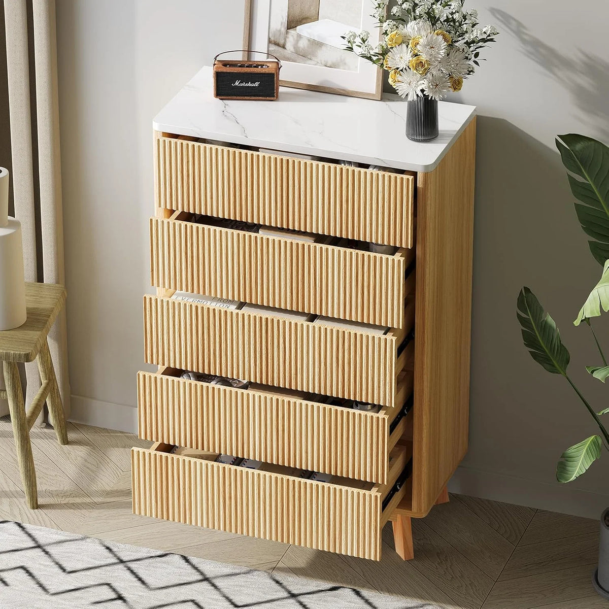 Selooye Fluted 5 Drawers Dresser, 47" Tall Modern Chest of Drawers with Faux Marble Top, Curved Profile Design, Wood Drawer Organizer for Bedroom, Living Room, Hallway, Entryway, Natural Oak