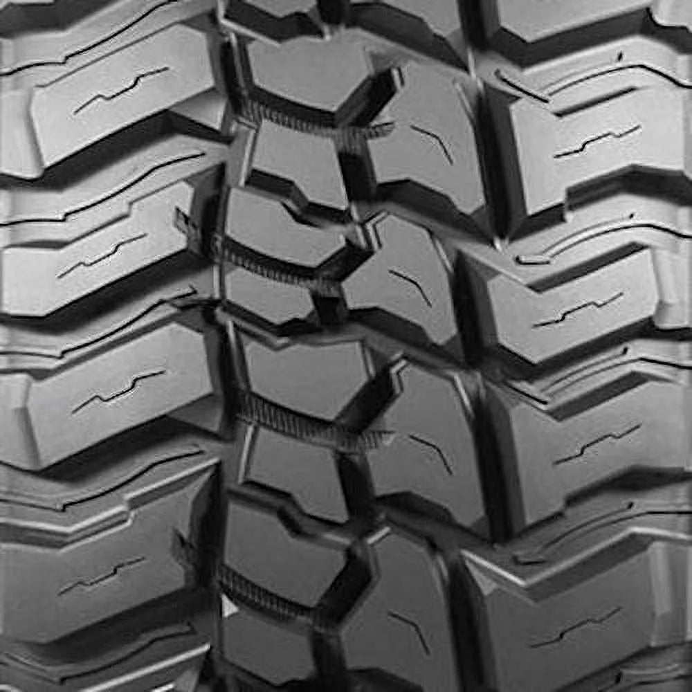 Mickey Thompson Baja Boss M/T 40X13.50R17LT/6 121Q All Season