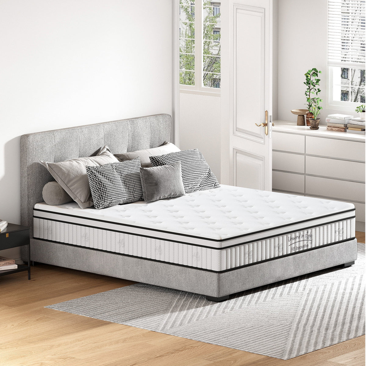 12 Inch Hybrid Queen Mattress - Medium Firm Support, Pocket Coils & Pressure Relief, Hypoallergenic Bed-in-a-Box