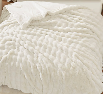 Brooklyn Loom Bubble Faux Fur 100% Microfiber Polyester  Twin XL Blanket in Green, All Season, Adult Size, OEKO-TEX Certified