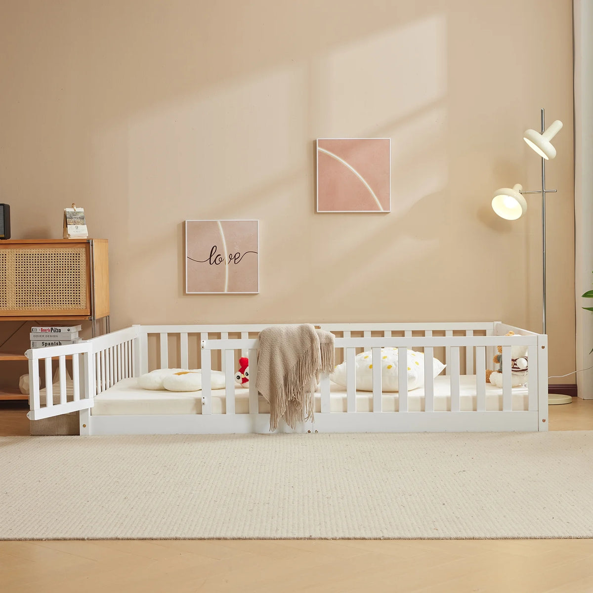 Zimtown Montessori Floor Bed Frame, Full Size Kids Toddler Bed with Fence and Door, Wooden Platform Bed, White