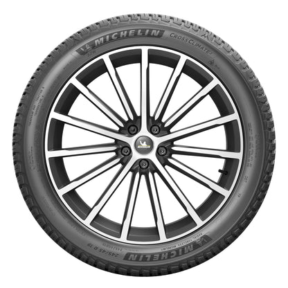 Michelin CrossClimate2 All-Season 245/40R18/XL 97V Tire