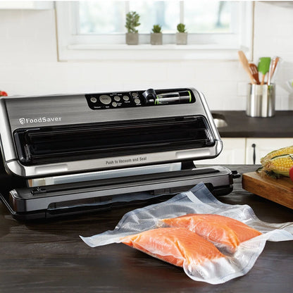 FoodSaver FM5460 2-in-1 Food Preservation System Vacuum Sealer