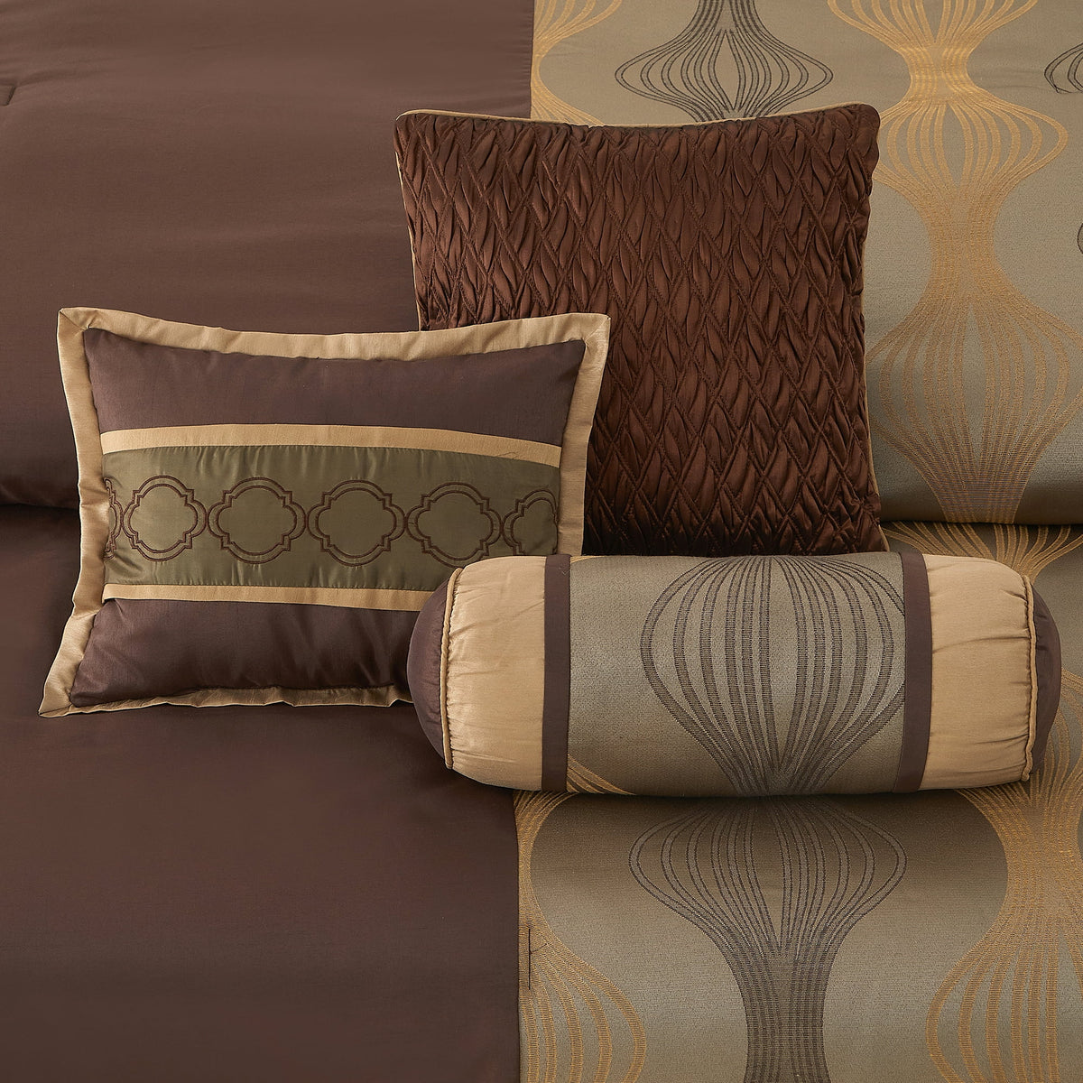 Lanco Elegant Black and Gold Comforter Set,Striped, 7 Pieces Jacquard Bedding Sets with Comforter for All Season, Bed Skirt, Pillows & Shams, Queen Size, Lightweight Microfiber