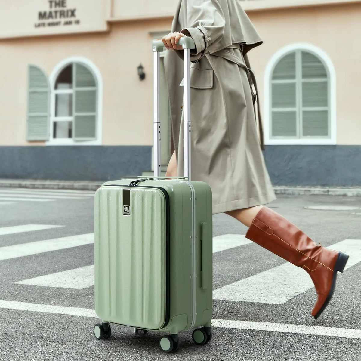 Hanke 20"Carry On Luggage with Wheels, Ivory White