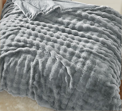 Brooklyn Loom Bubble Faux Fur 100% Microfiber Polyester  Twin XL Blanket in Green, All Season, Adult Size, OEKO-TEX Certified