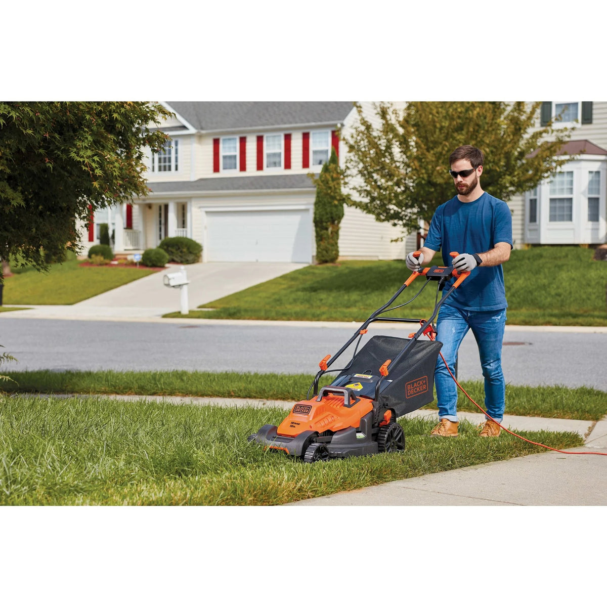 BLACK+DECKER 15�� Corded Electric Push Walk-Behind Mower, Comfort Grip Handle