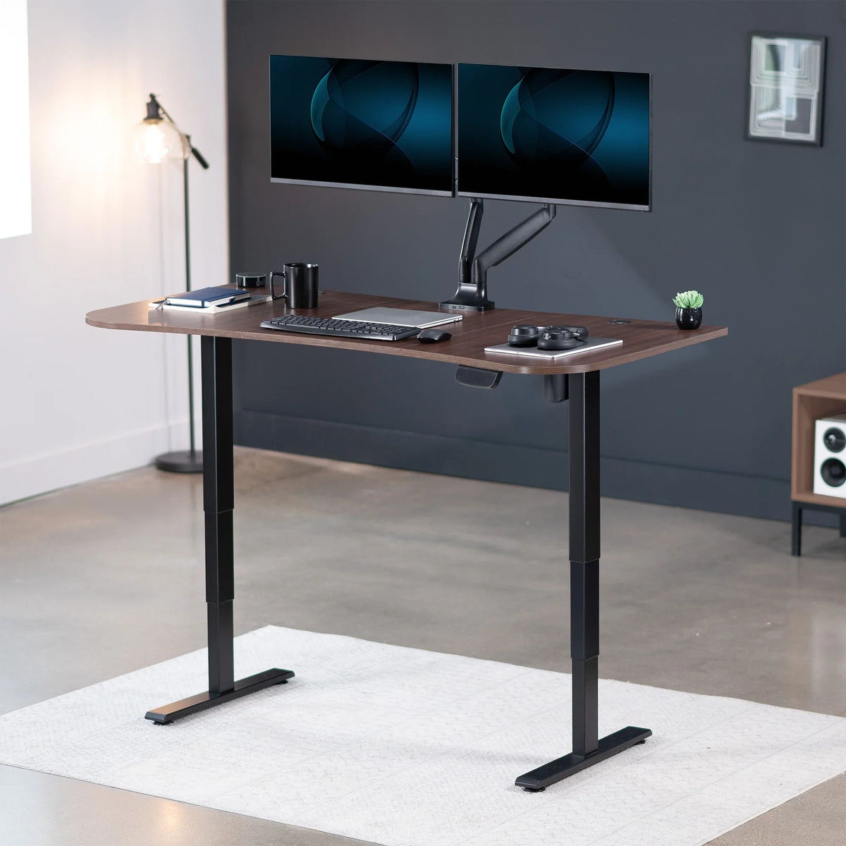 VIVO Reclaimed Wood / Black 63�?x 32�?Electric Height Adjustable Stand Up Desk