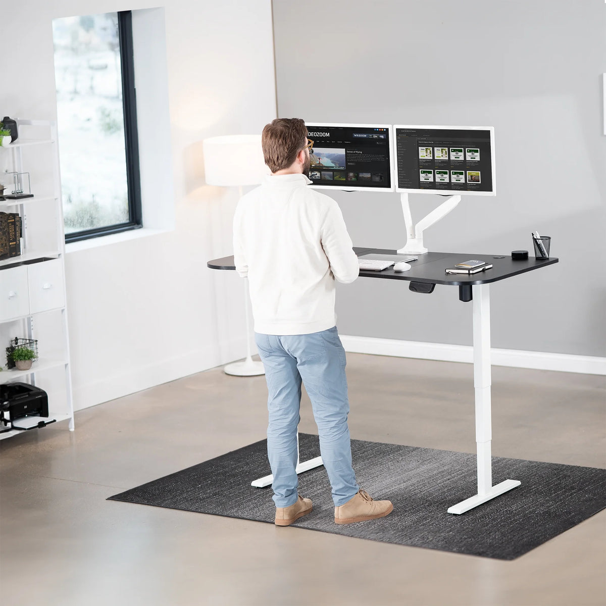 VIVO Reclaimed Wood / Black 63�?x 32�?Electric Height Adjustable Stand Up Desk