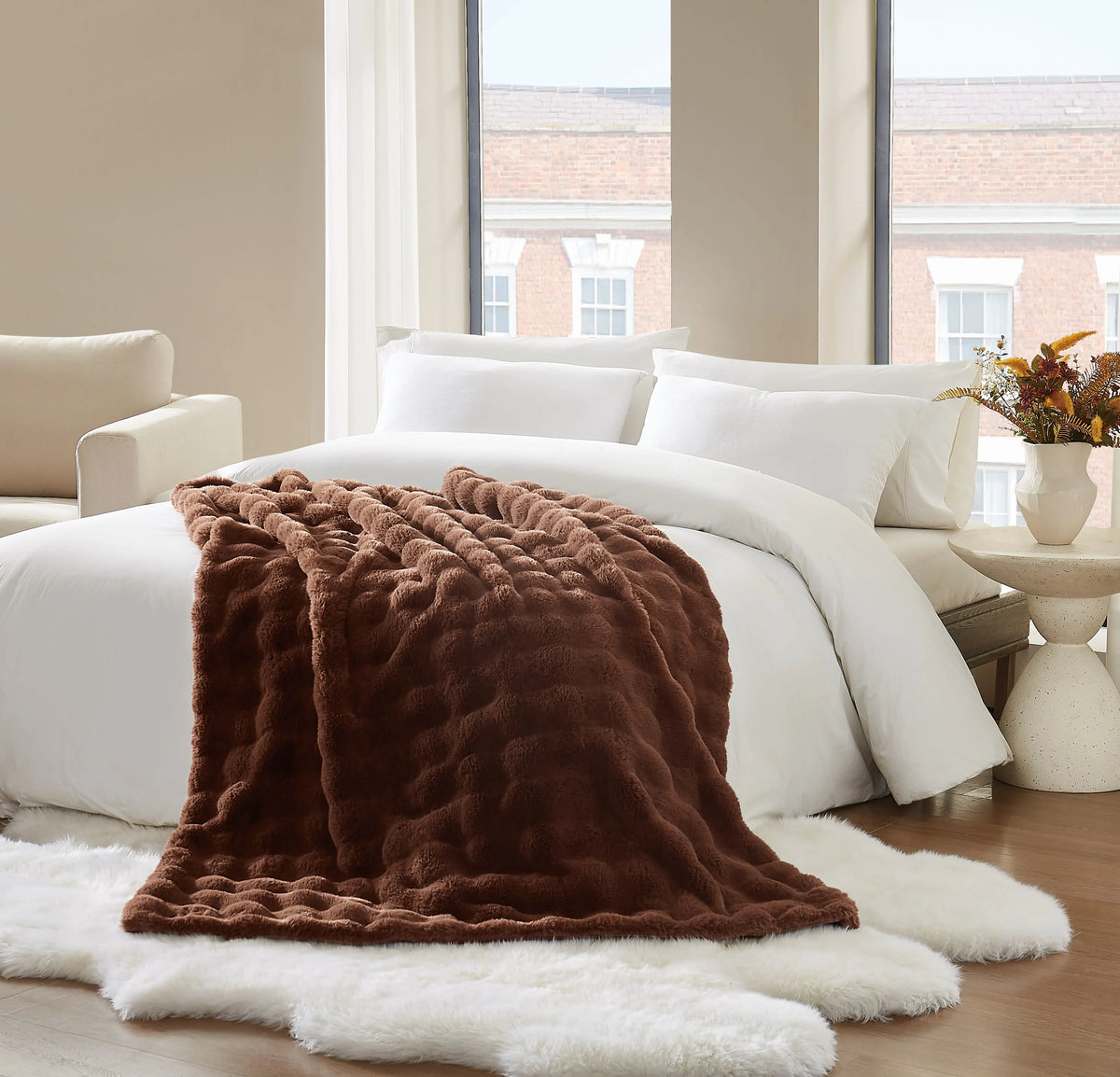 Brooklyn Loom Bubble Faux Fur 100% Microfiber Polyester  Twin XL Blanket in Green, All Season, Adult Size, OEKO-TEX Certified