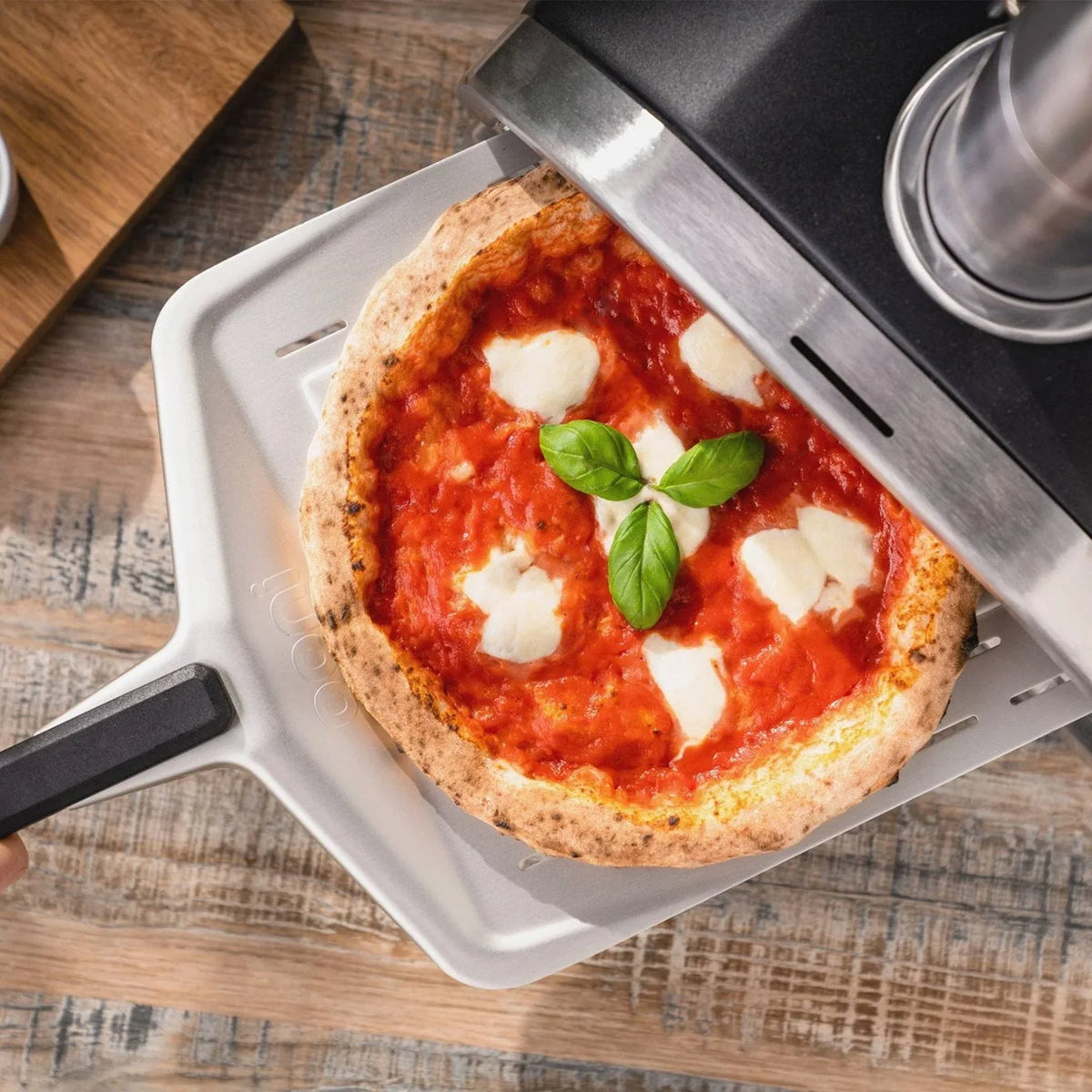 Ooni Karu 12 Multi-Fuel Portable Pizza Oven (#UU-P0A100)