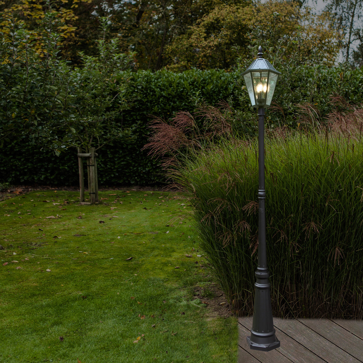 Lutec Outdoor LED Solar Post Light