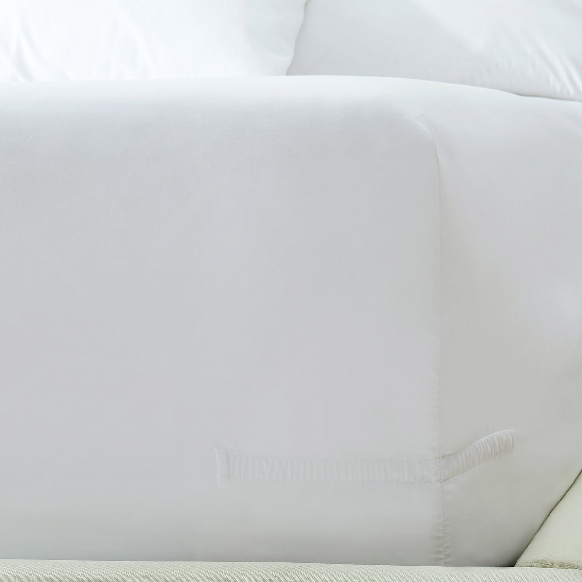 Kirkland Signature 680 Thread Count Sheet Set