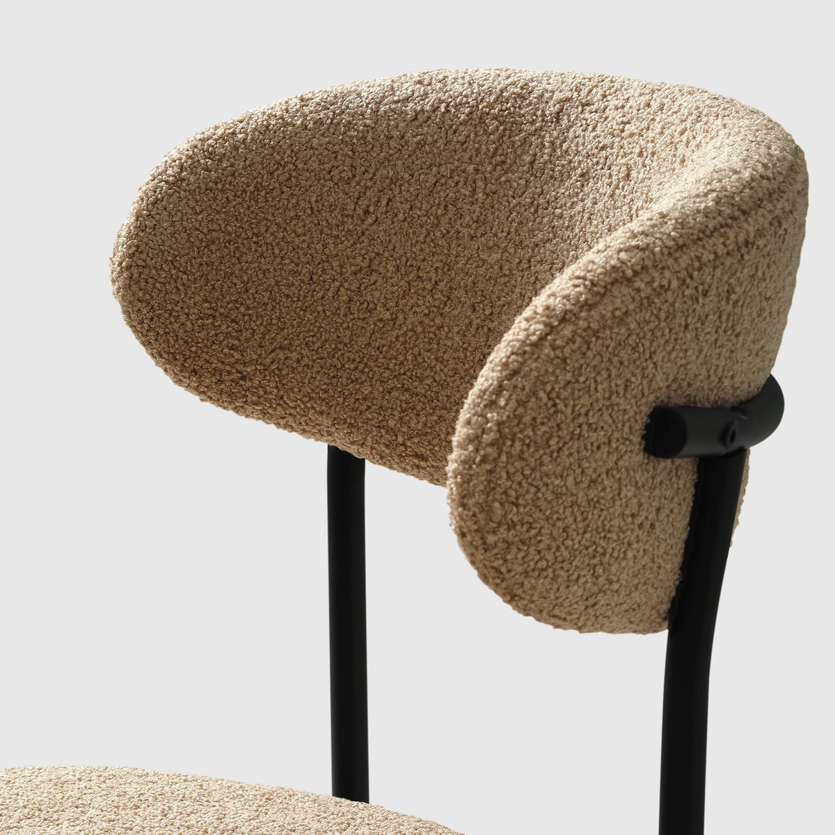 WestinTrends Alexandria Mid-Century Modern Upholstered Sherpa Round Dining Chairs (Set of 4), Sunset Gold